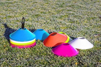 Markierungshütchen Set, 100 Stck., 4 Farben I TOBA-Sport.shop